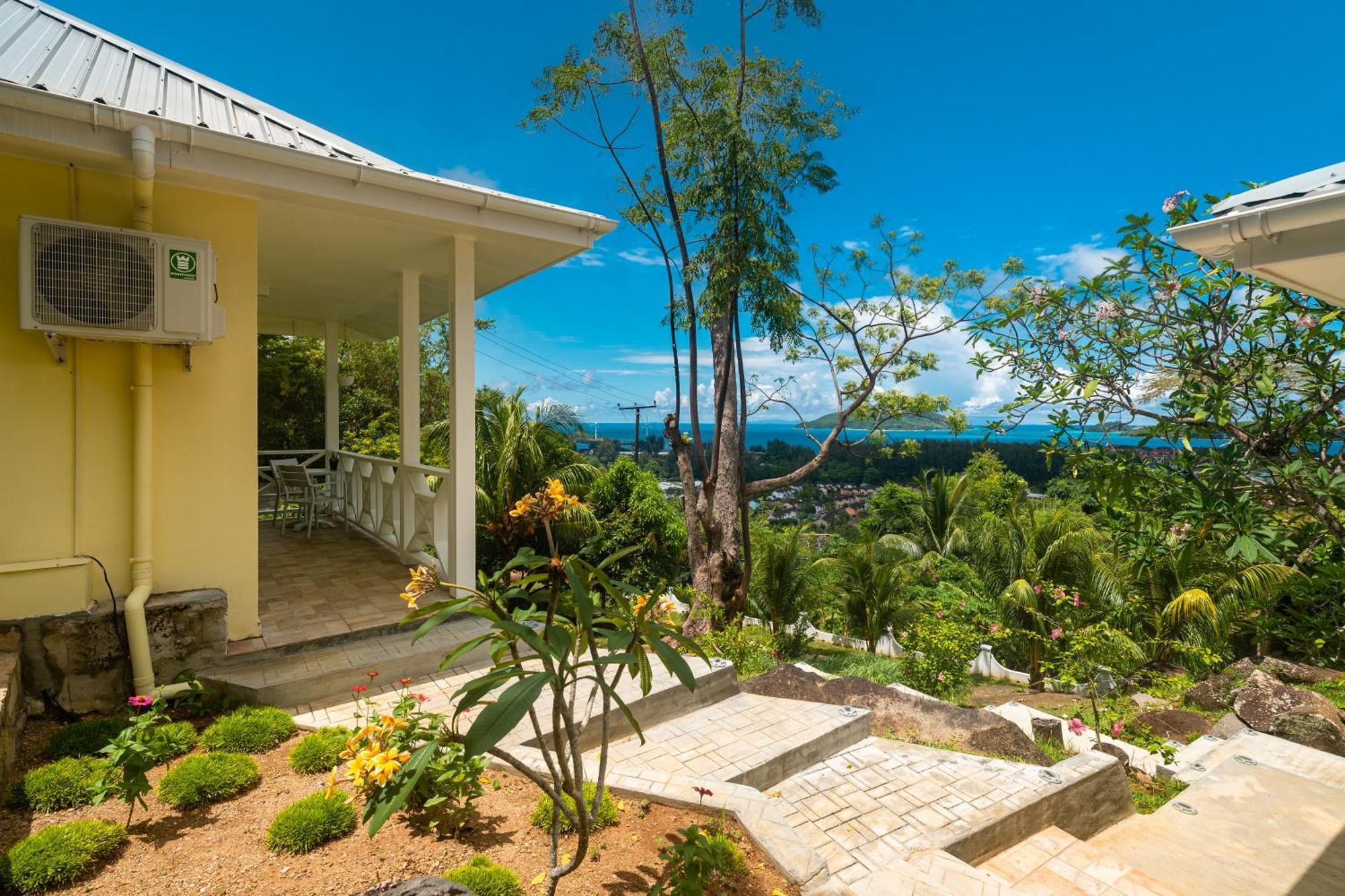 Naturalis - Oceanview Residences Misere Exterior photo